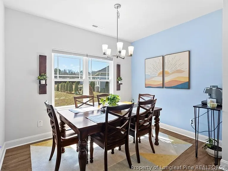 143 Western Pine Way — Photo 5