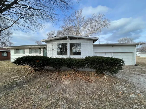 3013 N 60th St, East Saint Louis, IL 62201