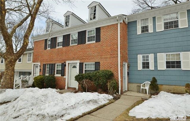 1st image of 1207 Towne House Vlg