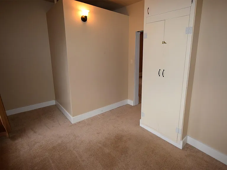 400 Walnut St — Photo 13