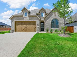 4637 Clearcrest Rd, Midlothian, TX 76065