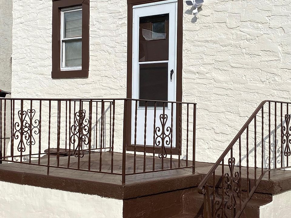 1st image of 7 Edward Ave #7B