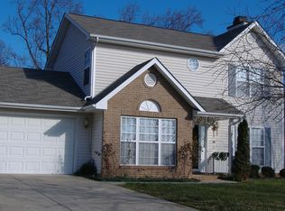 1085 Somerset Crossing Ln, Kernersville, NC 27284