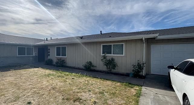 1st image of 8916 N El Dorado St