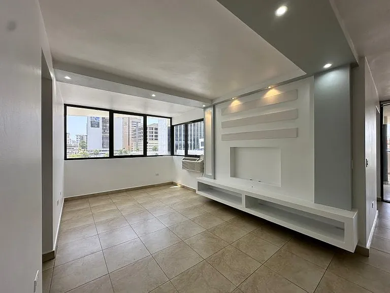 120 Ave Carlos Chardon, Quantum Metrocenter Apto 6 — Photo 5
