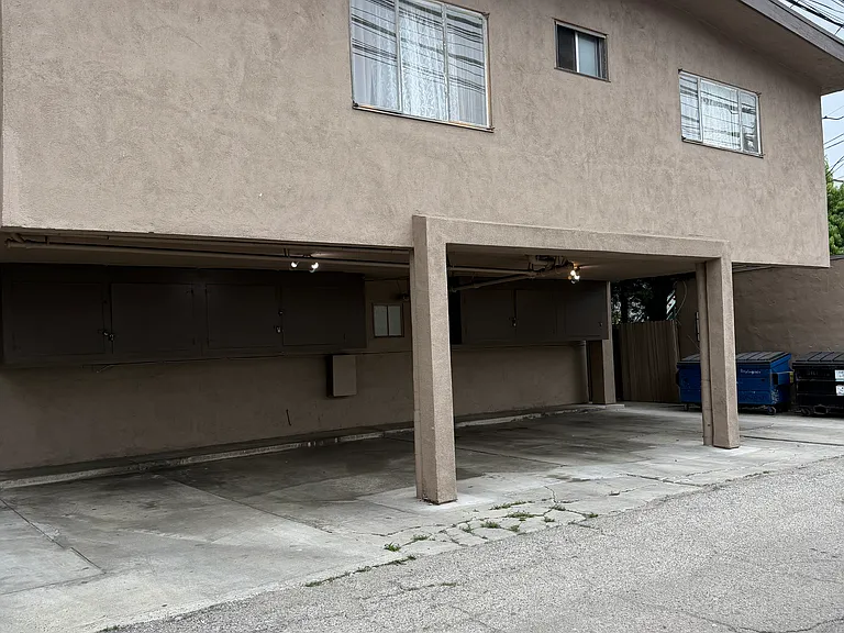 1475 S Wooster St #8 — Photo 16