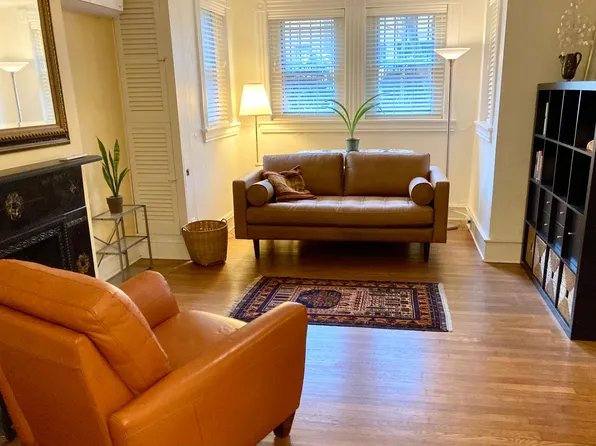 810 E St NE, Washington, DC 20002