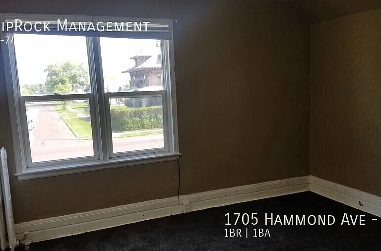 1705 Hammond Ave #2 — Photo 5