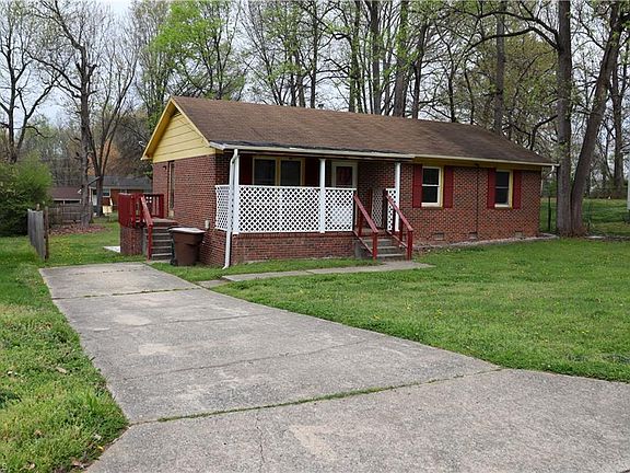2nd image of 1307 Willard St