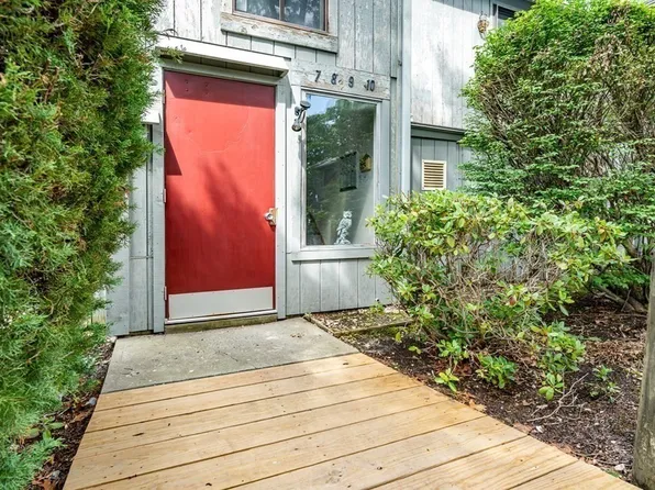 855 W Main St #7, Barnstable, MA 02630