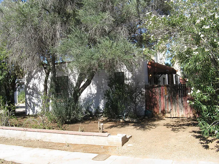 1220 N Jones Blvd #1 — Photo 3