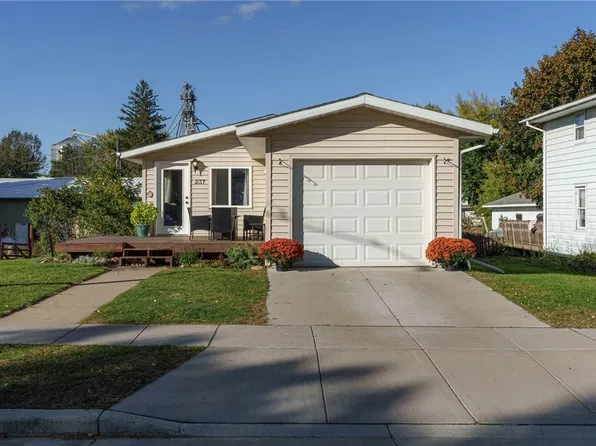 237 E McKinley Avenue, Fall Creek, WI 54742