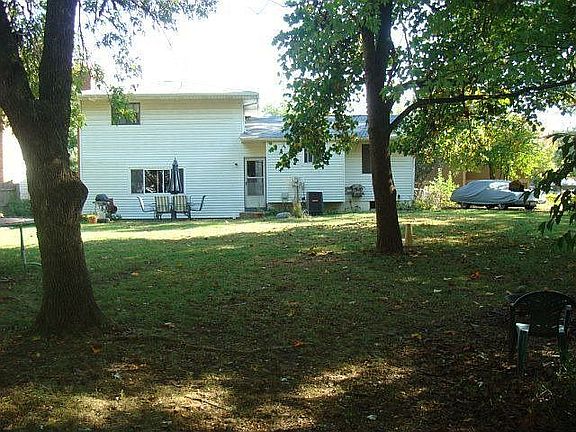 2nd image of 2036 Newmarket Ct