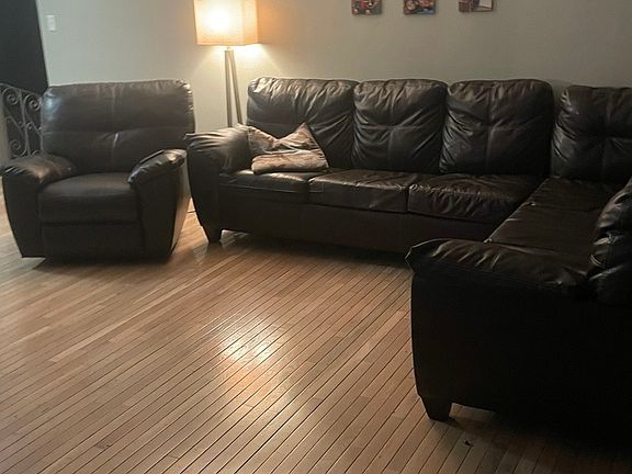 4th image of 2929 Kenilworth Ave
