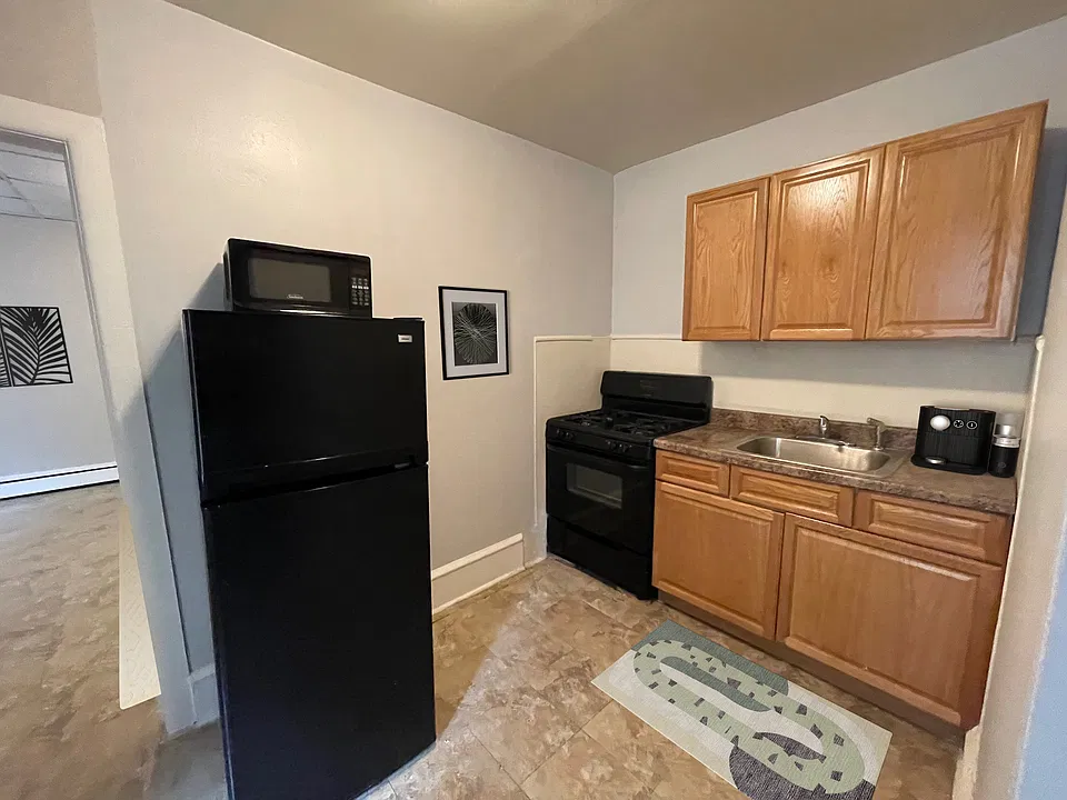 1313 W Allegheny Ave #1R