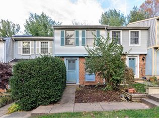 1661 Harvest Green Ct, Reston, VA 20194
