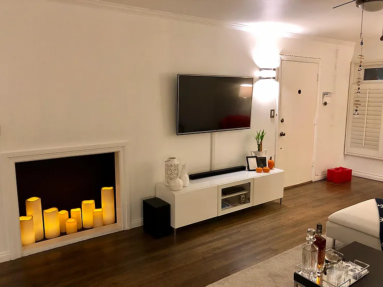 1174 E Ocean Blvd — Photo 14