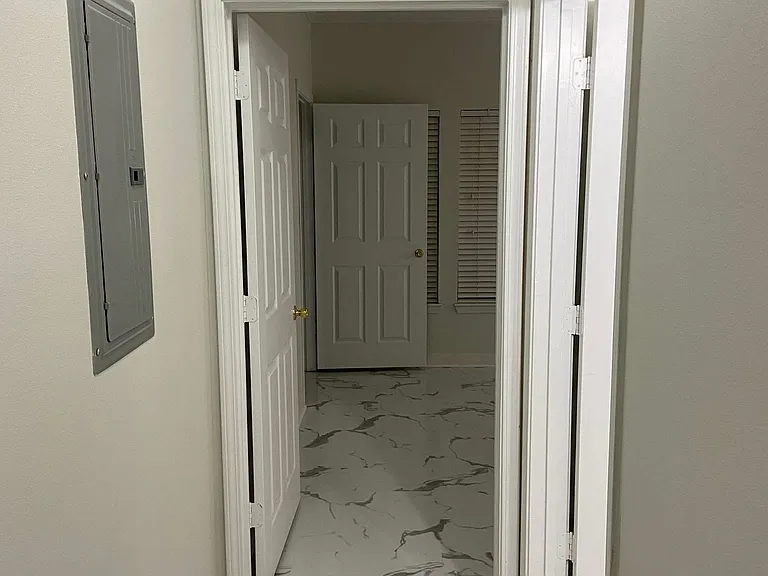 18355 Bridle Club Dr — Photo 7
