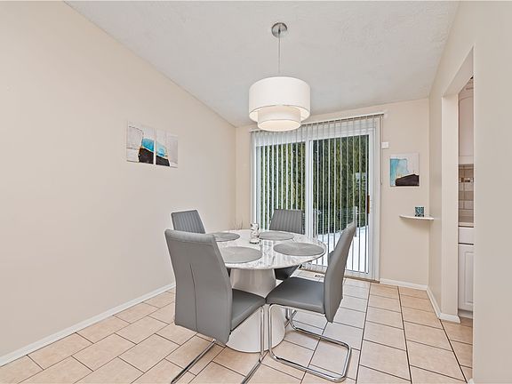 5th image of 36 Weather Wood Ln