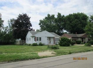 2016 Glenwood Ave, Rockford, IL 61103