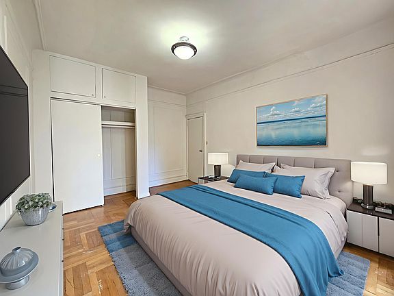 3rd image of 664 W 163rd St APT 32