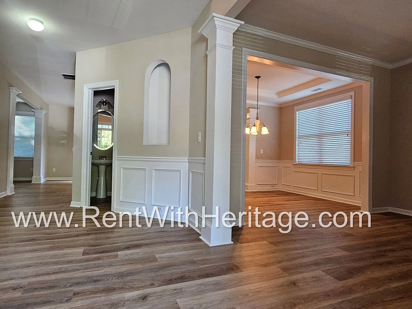 Stunning 4 bedroom /2.5 bath ...... Upgrades Galore.... In Popular Chapel Hill School district — Photo 4
