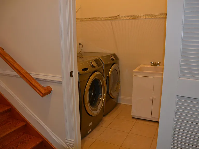Laundry Room - Main Floor