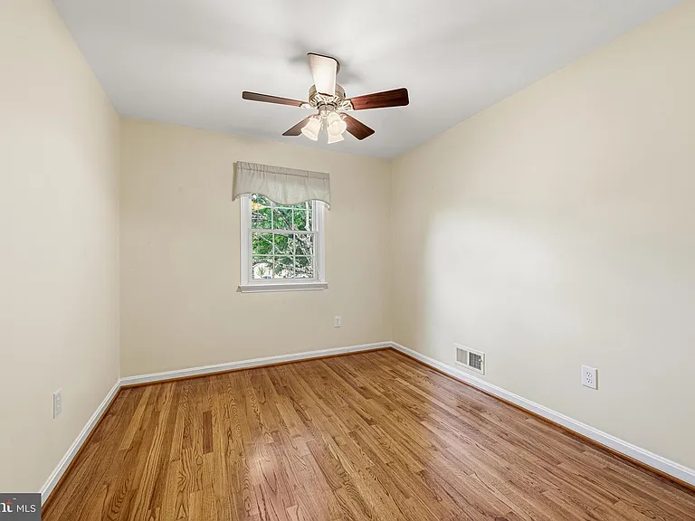 1432 Filene Ct — Photo 18