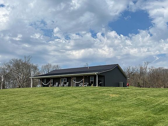 4th image of 498 Kidd Dr