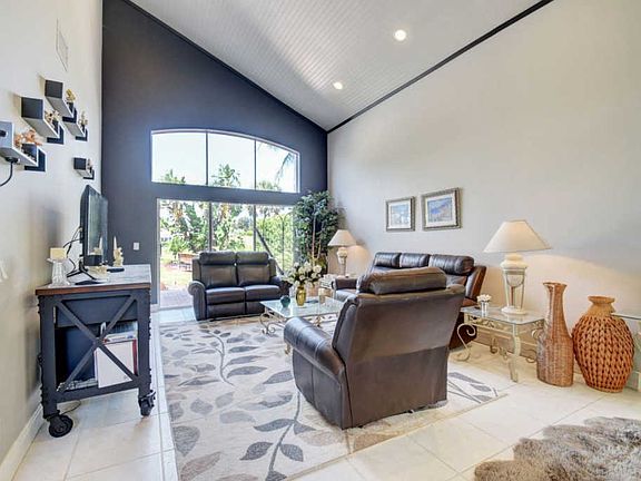 4th image of 5575 Bermuda Dunes Cir