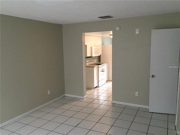 2nd image of 2052 Kings Hwy APT 17