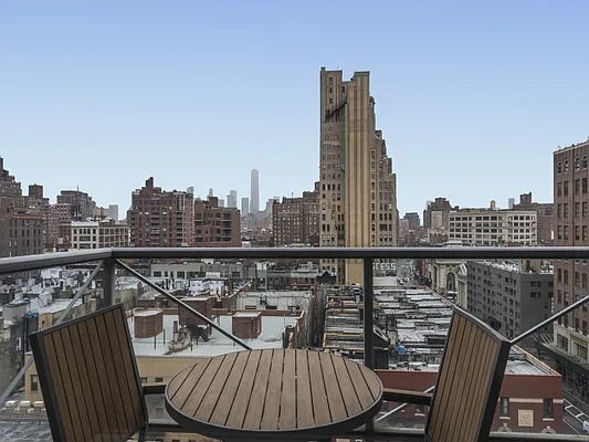 Sold by Sotheby's International Realty | media 12