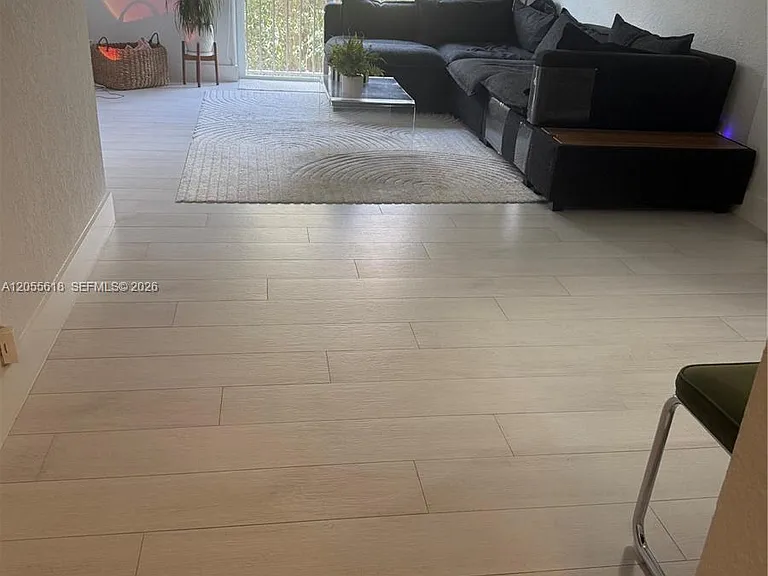 6709 N Kendall Dr #220 — Photo 10