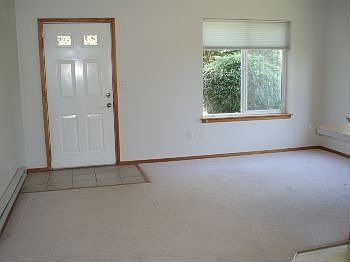 2nd image of 3803 Foster St #B