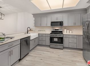 1828 Pandora Ave APT 2, Los Angeles, CA 90025