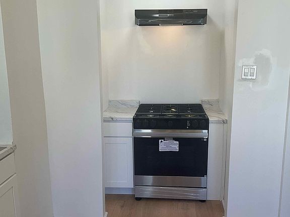 2nd image of 14 Crown St APT 2W