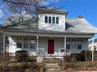 228 Savoy St, Bridgeport, CT 06606