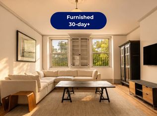 185 E Broadway Suite 4, New York, NY 10002