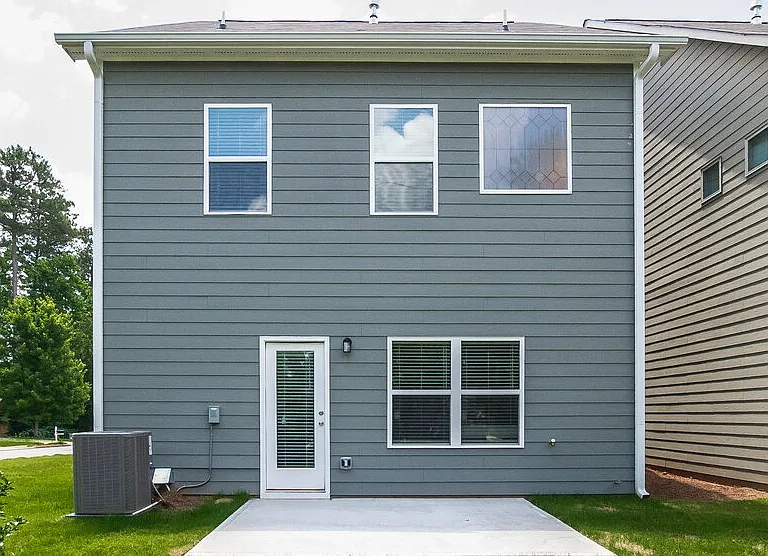 357 E Broad St — Photo 17