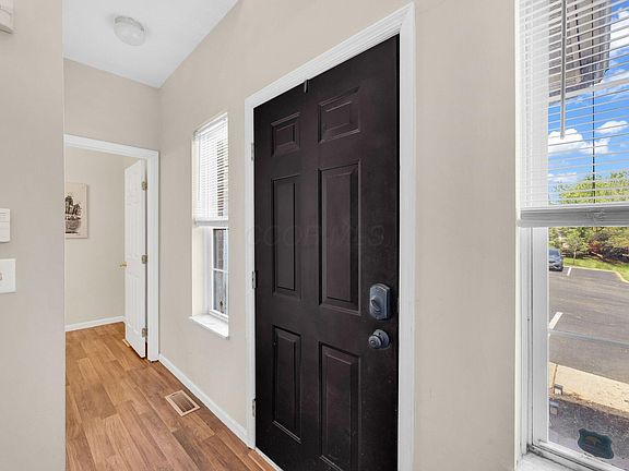 4th image of 3071 Birch Hollow Way