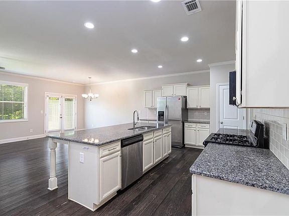 4th image of 2125 Wheylon Dr