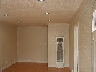 Huge LivingRoom/RecessLight