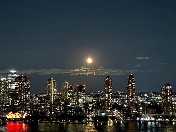 5 Tudor City Place image 11 of 11