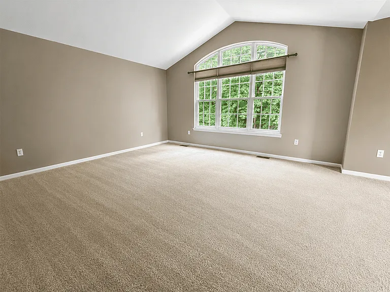 47599 Pembroke Dr — Photo 9