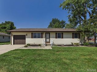134 Hampton St, Bethalto, IL 62010
