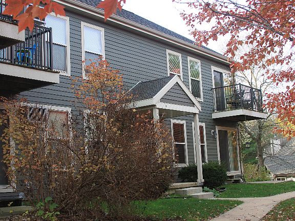 Settlers Woods Exterior