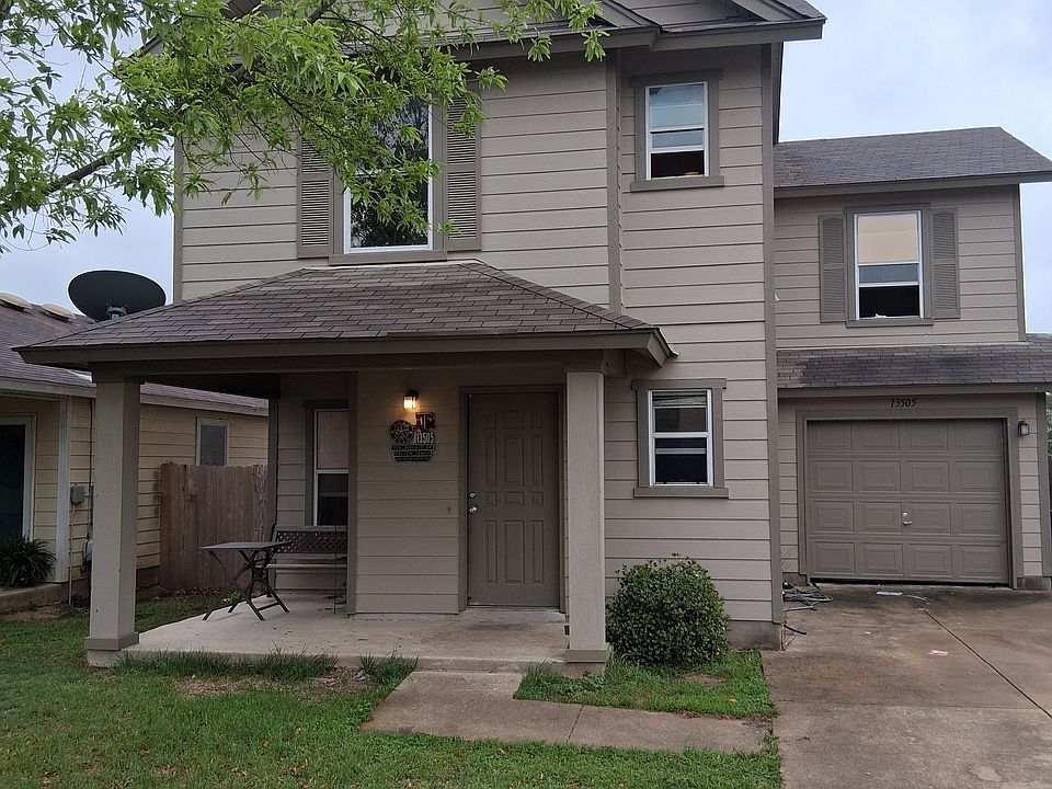 2nd image of 13505 Sea Biscuit Dr