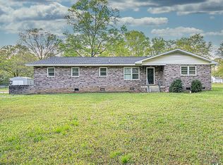 208 Sherwood Dr, Greenwood, SC 29646