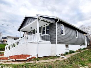 221 E Washington St, Osceola, IA 50213