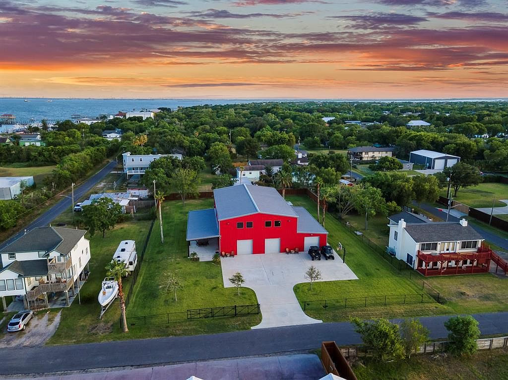 211 Avenue A, San Leon, TX 77539 MLS 10437221 Zillow